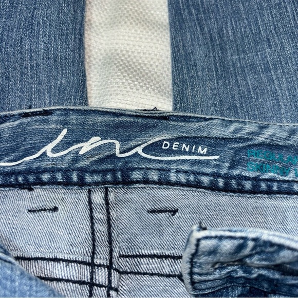 INC Light Wash Distressed Jean Regular Fit Size 10 - Picture 8 of 9